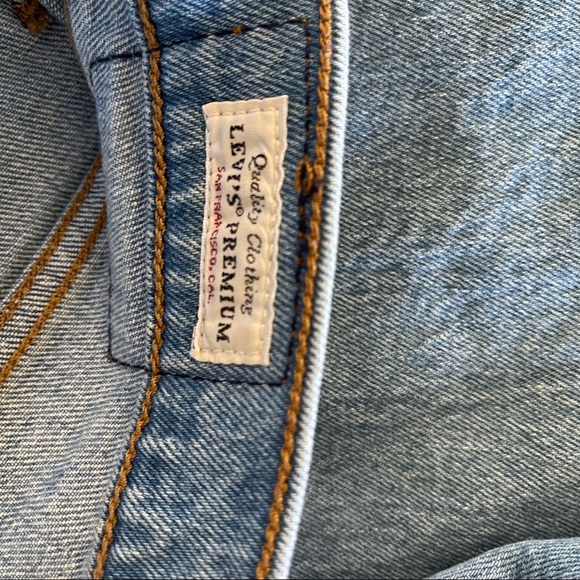 Levi’s Wedgie Raw Hem Jeans size 30 - Picture 10 of 13